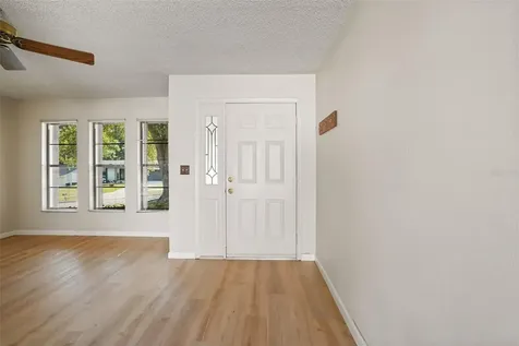 210 N Disston Avenue Clermont FL 34711