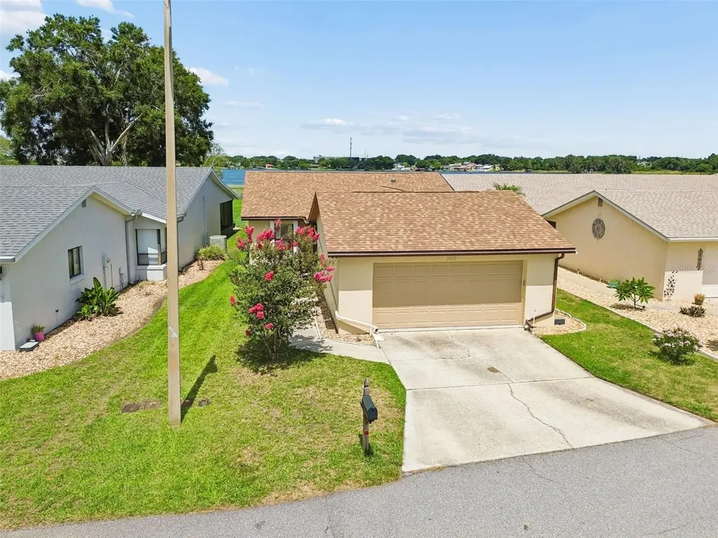 3962 Cypress Landing W Winter Haven FL 33884