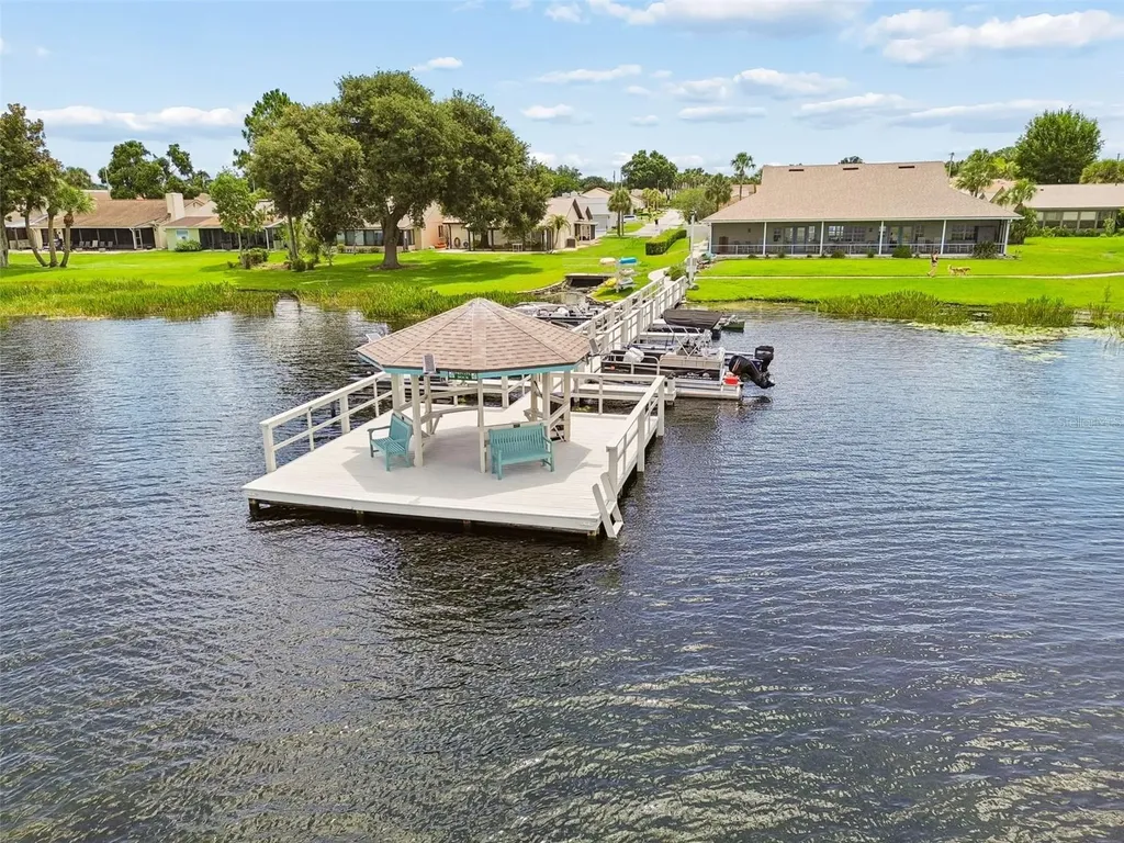 3962 Cypress Landing W Winter Haven FL 33884