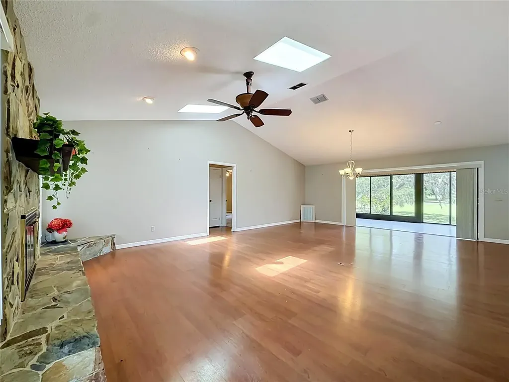 8831 E Sandpiper Drive Inverness FL 34450
