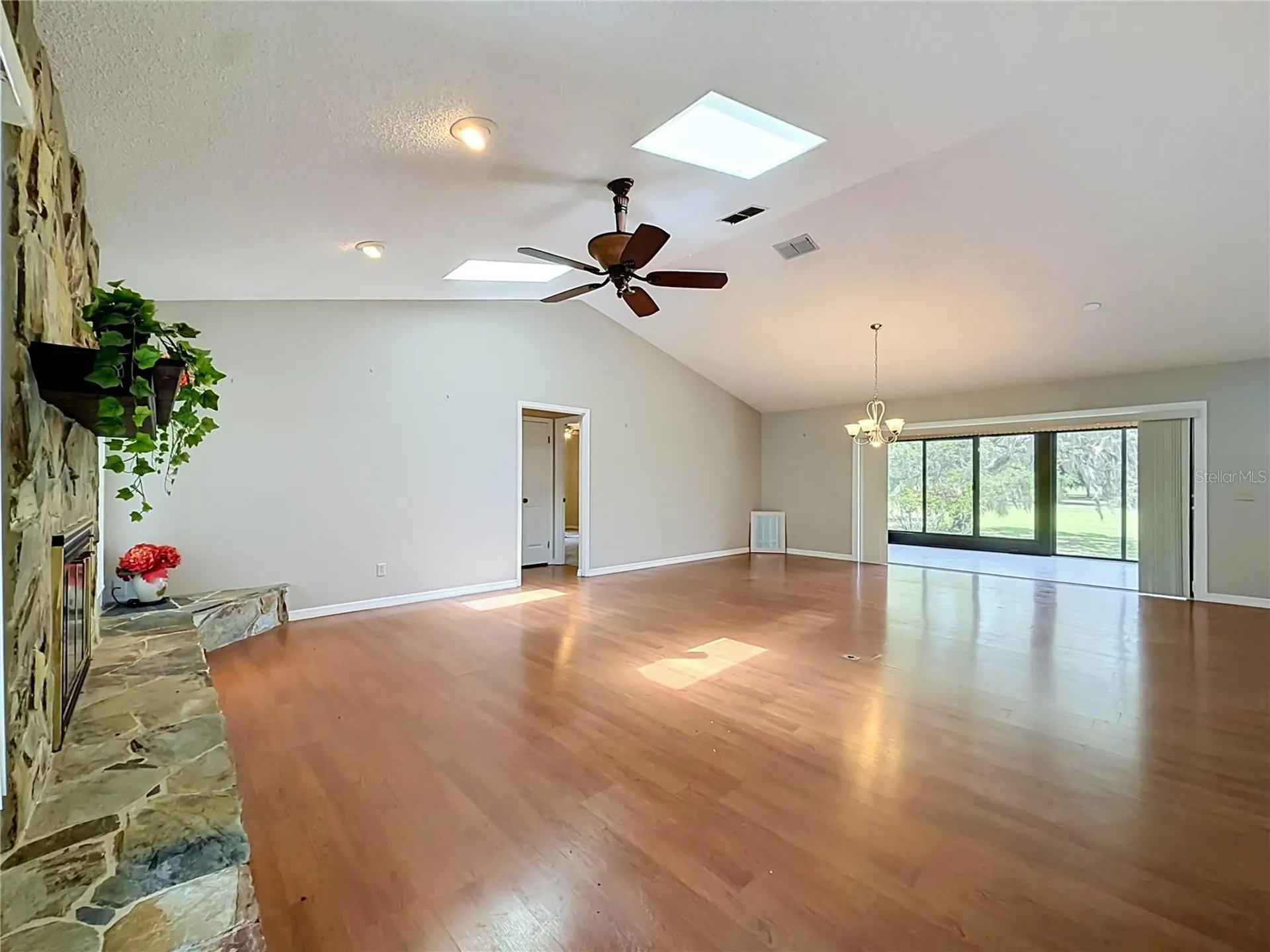 8831 E Sandpiper Drive Inverness FL 34450