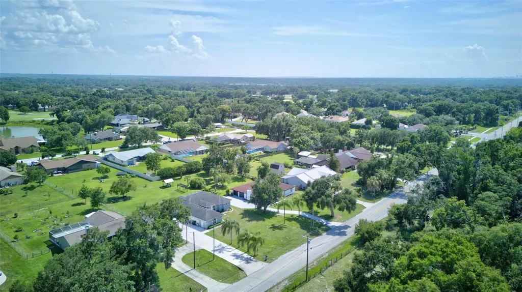 13007 Sydney Road Dover FL 33527