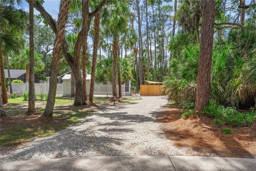 2810 Sarasota Golf Club Boulevard Sarasota FL 34240