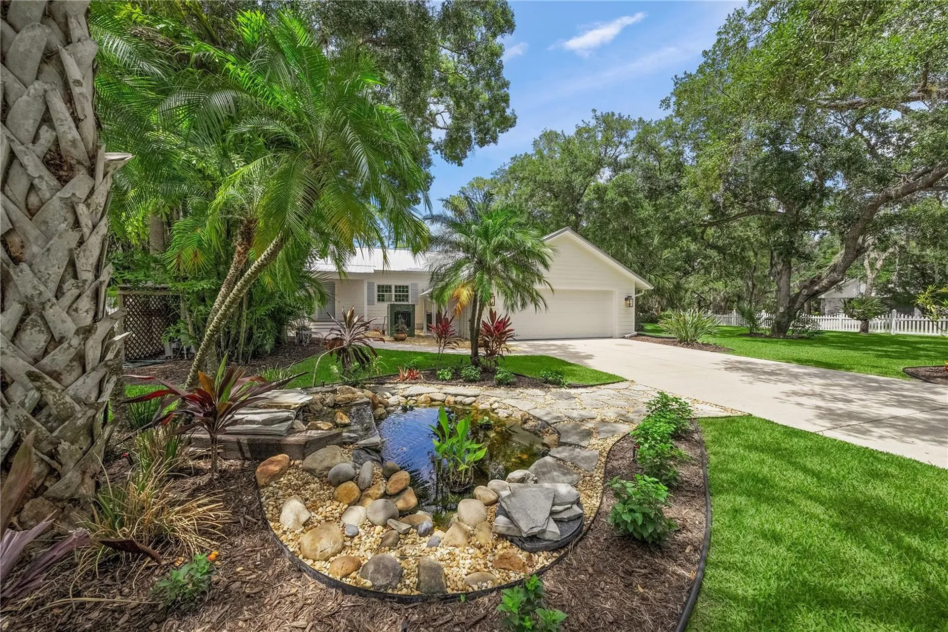 2810 Sarasota Golf Club Boulevard Sarasota FL 34240