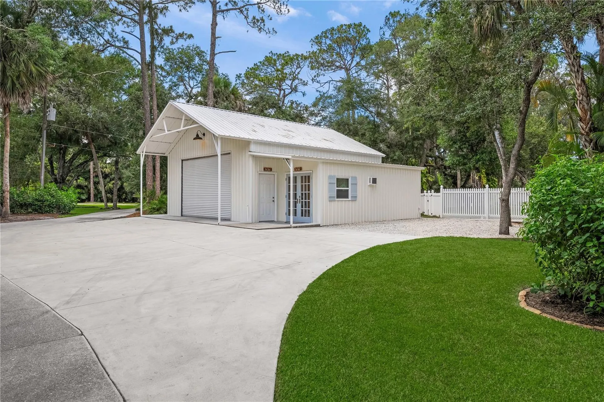 2810 Sarasota Golf Club Boulevard Sarasota FL 34240
