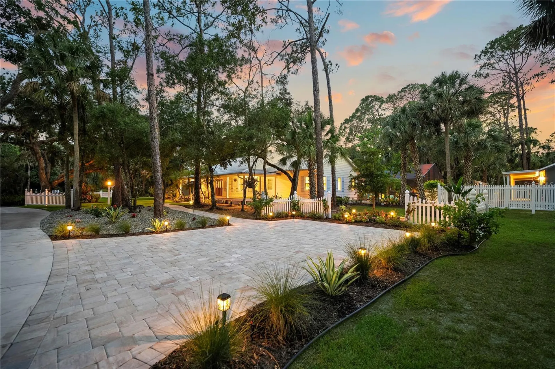 2810 Sarasota Golf Club Boulevard Sarasota FL 34240