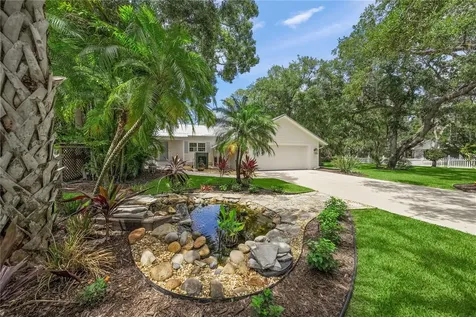 2810 Sarasota Golf Club Boulevard Sarasota FL 34240