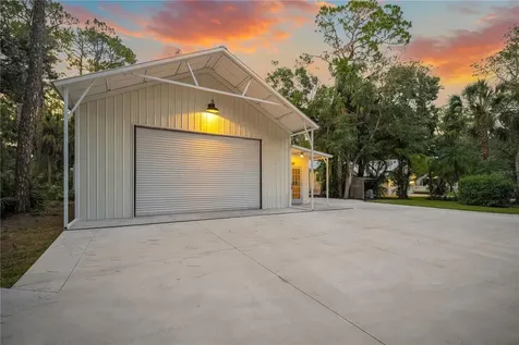 2810 Sarasota Golf Club Boulevard Sarasota FL 34240
