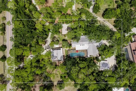 2810 Sarasota Golf Club Boulevard Sarasota FL 34240