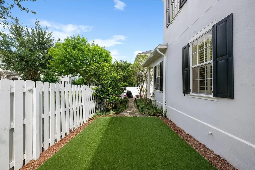 2293 Osprey Avenue Orlando FL 32814