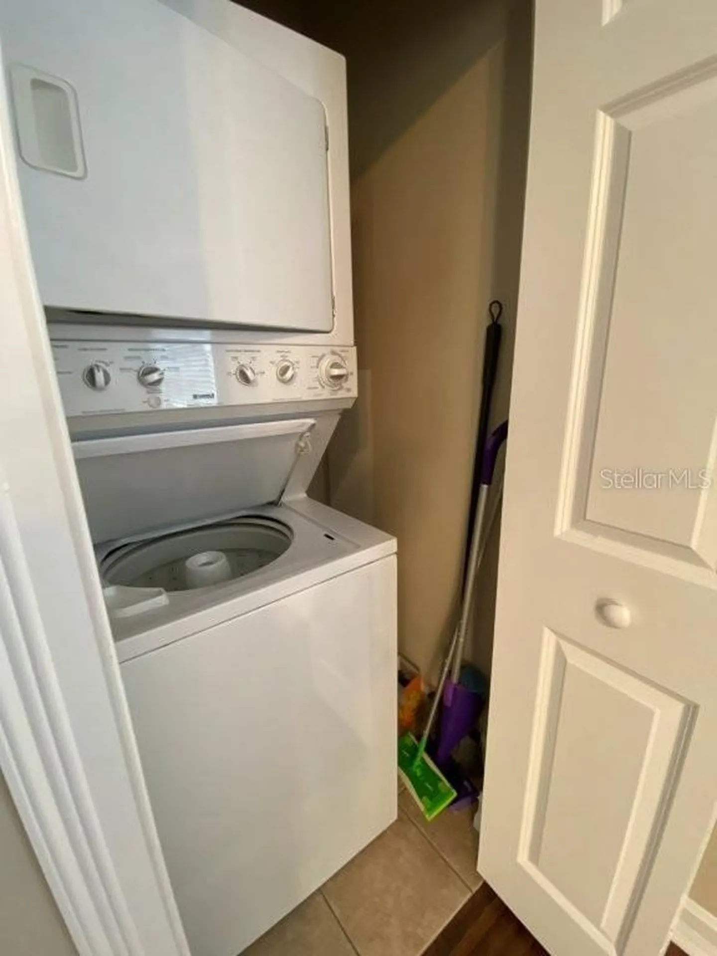2293 Osprey Avenue Orlando FL 32814