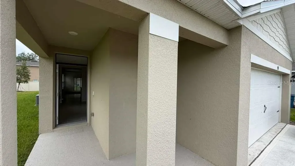 1511 Catbriar Way Davenport FL 33837