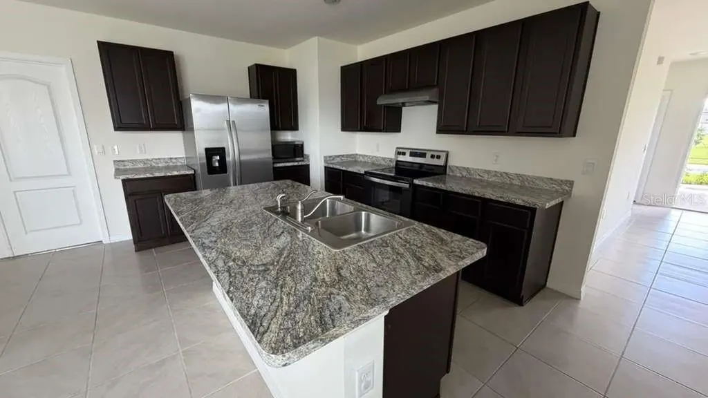 1511 Catbriar Way Davenport FL 33837