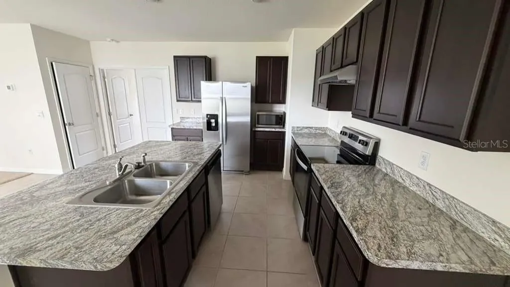 1511 Catbriar Way Davenport FL 33837