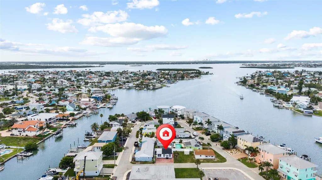 13707 Plymouth Street Madeira Beach FL 33708