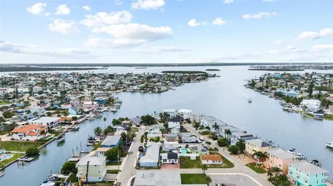 13707 Plymouth Street Madeira Beach FL 33708