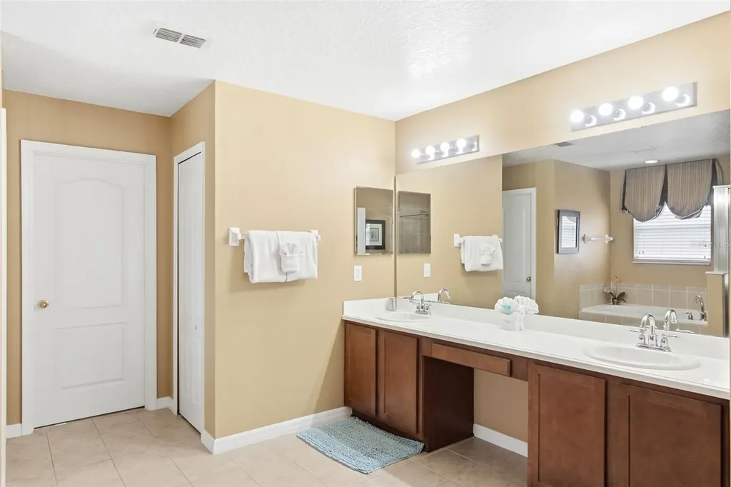 125 Norfolk Drive Davenport FL 33896