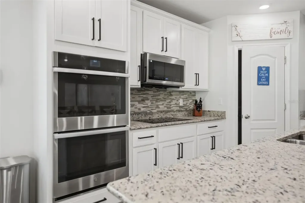 9025 Mazette Road Weeki Wachee FL 34613