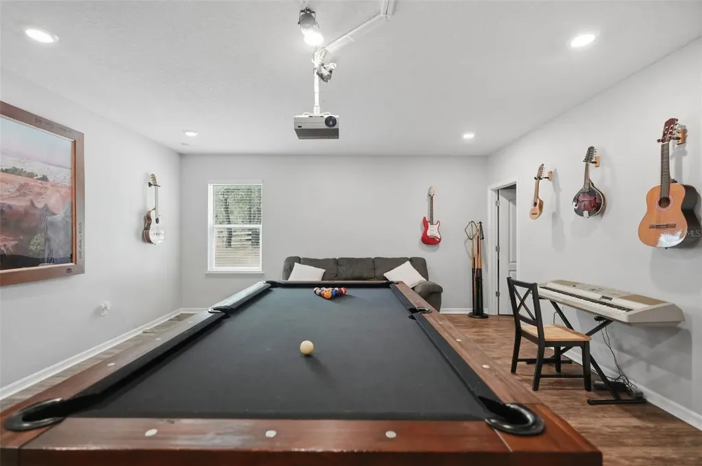 9025 Mazette Road Weeki Wachee FL 34613