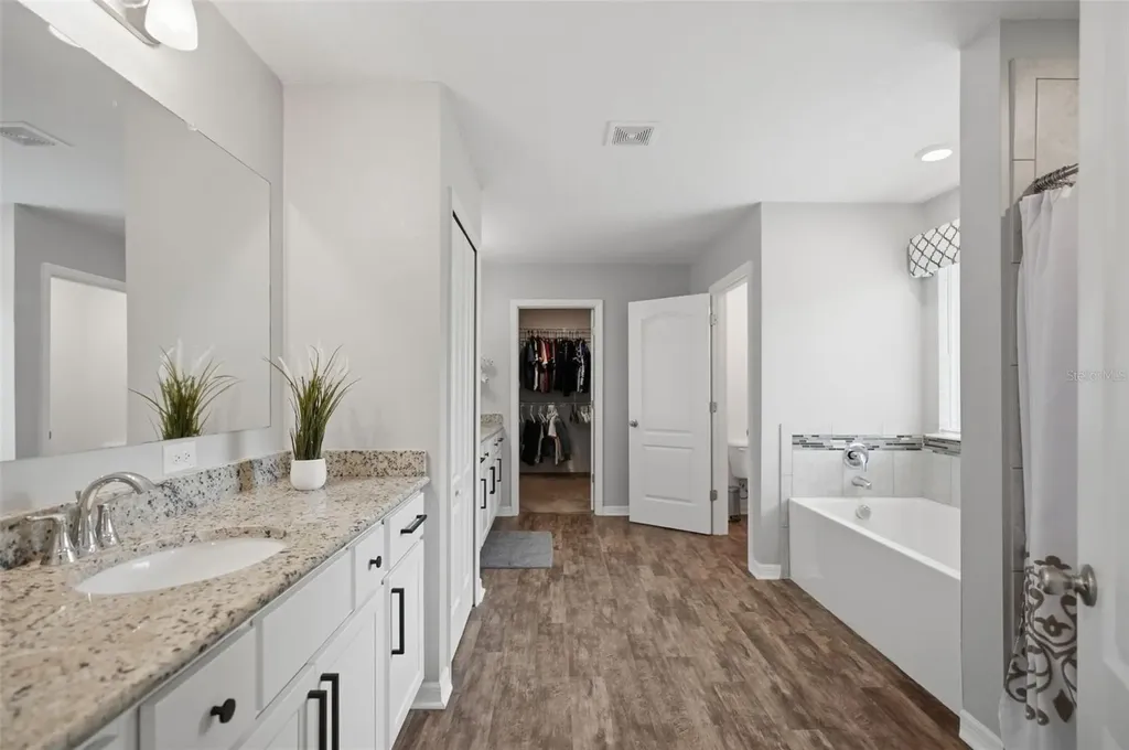 9025 Mazette Road Weeki Wachee FL 34613