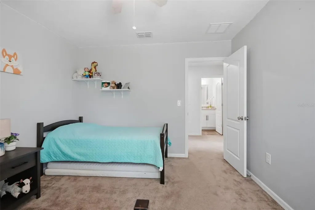 9025 Mazette Road Weeki Wachee FL 34613