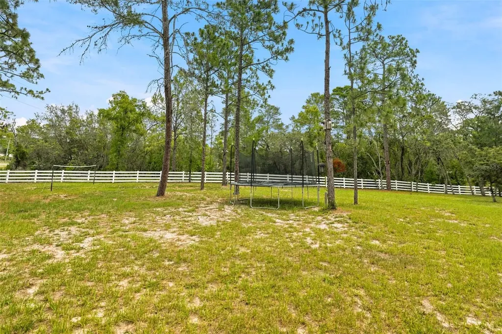 9025 Mazette Road Weeki Wachee FL 34613
