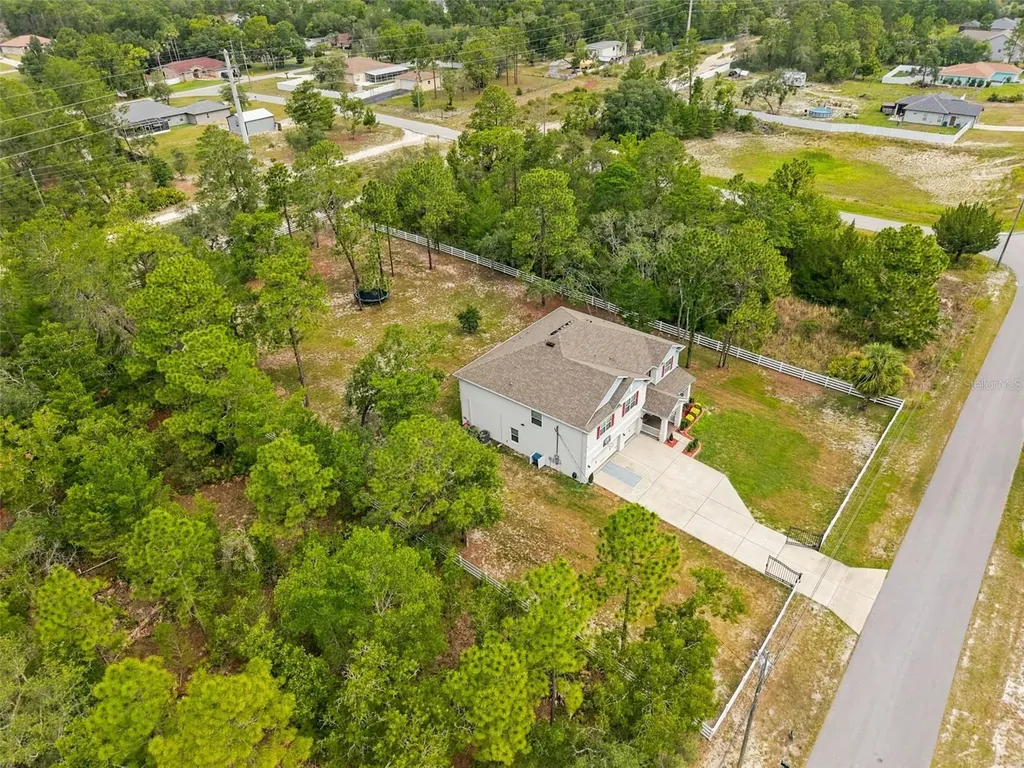 9025 Mazette Road Weeki Wachee FL 34613