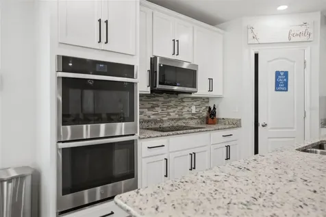 9025 Mazette Road Weeki Wachee FL 34613