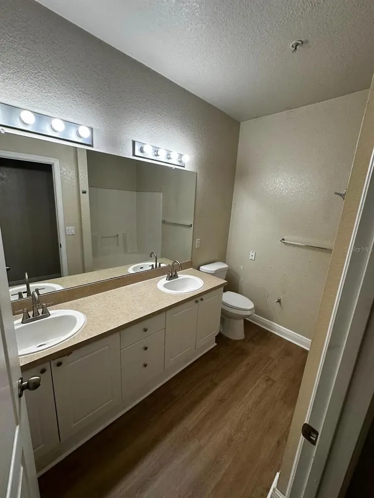 3355 S Kirkman Road Orlando FL 32811