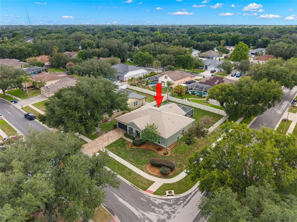4038 Lithia Ridge Boulevard Valrico FL 33596