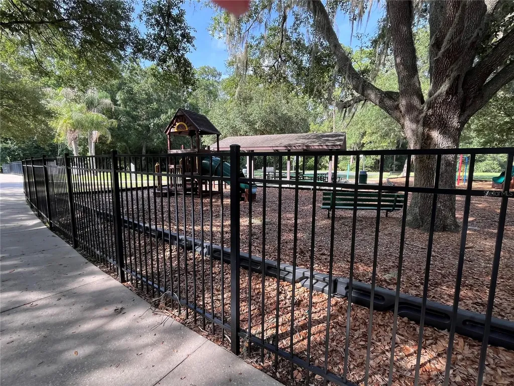 4038 Lithia Ridge Boulevard Valrico FL 33596