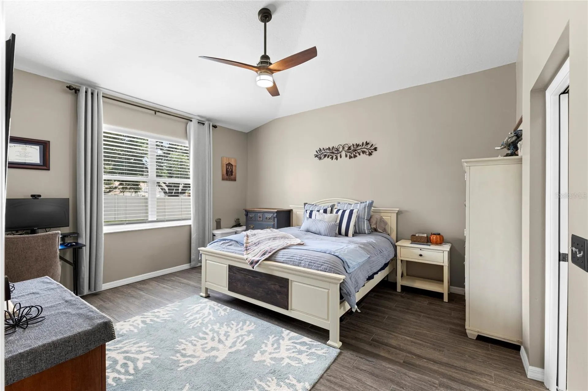 4038 Lithia Ridge Boulevard Valrico FL 33596