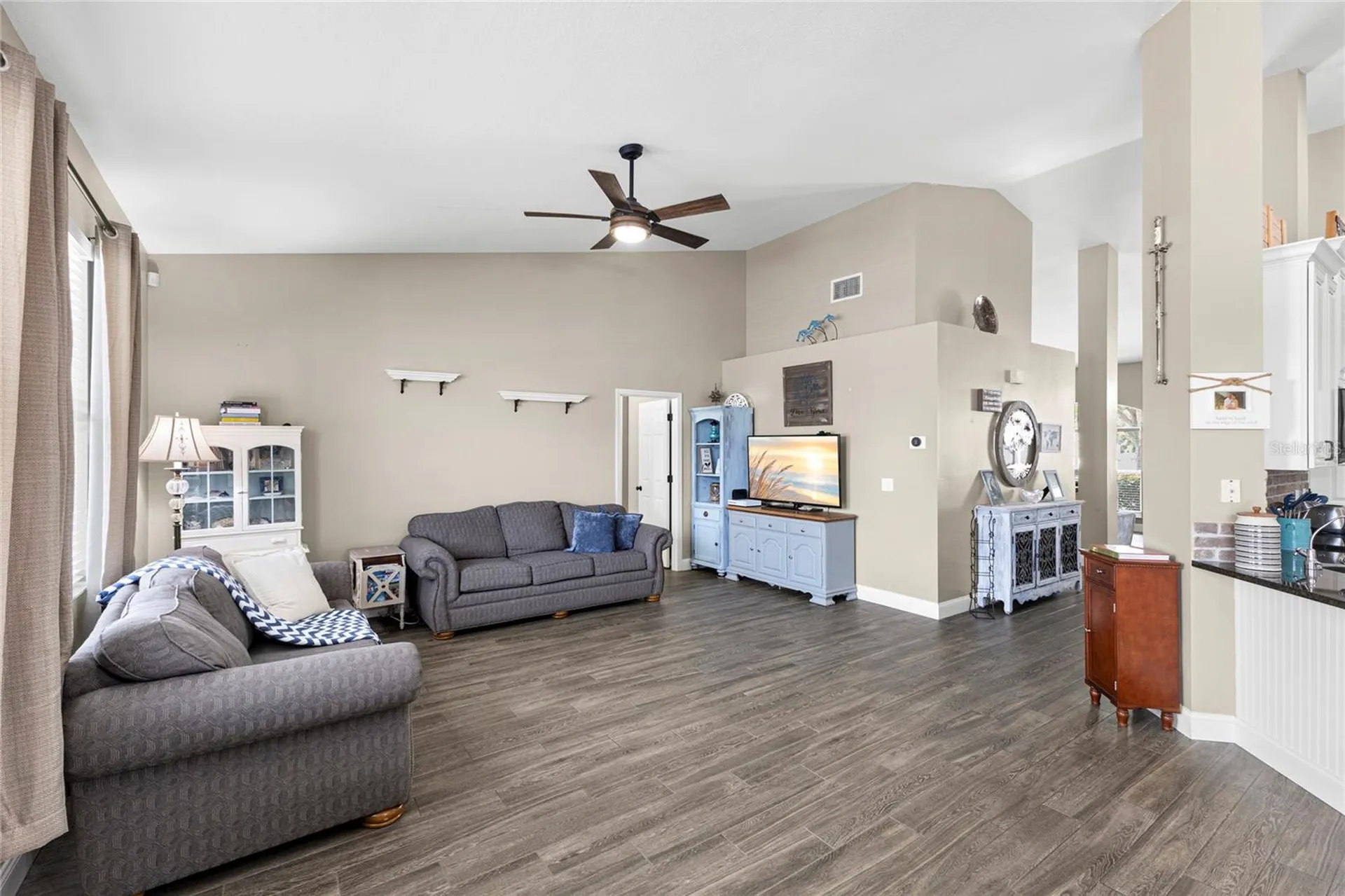 4038 Lithia Ridge Boulevard Valrico FL 33596
