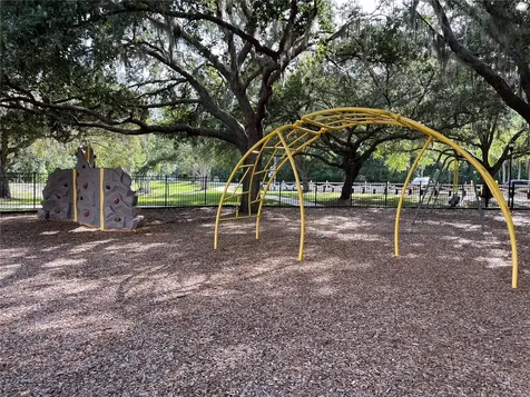 4038 Lithia Ridge Boulevard Valrico FL 33596