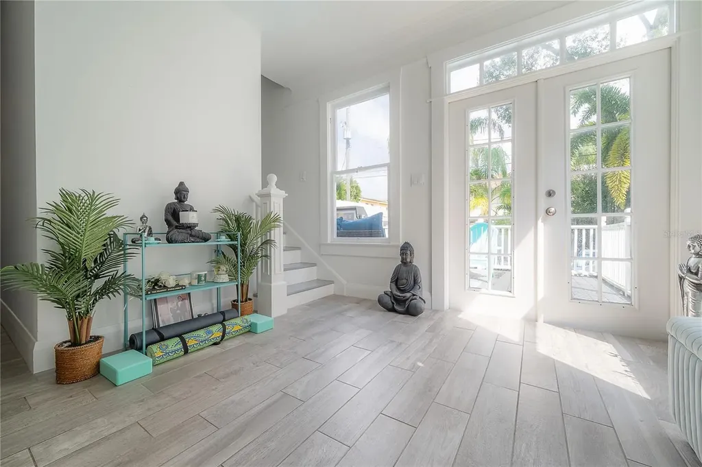 2921 W El Prado Boulevard Tampa FL 33629