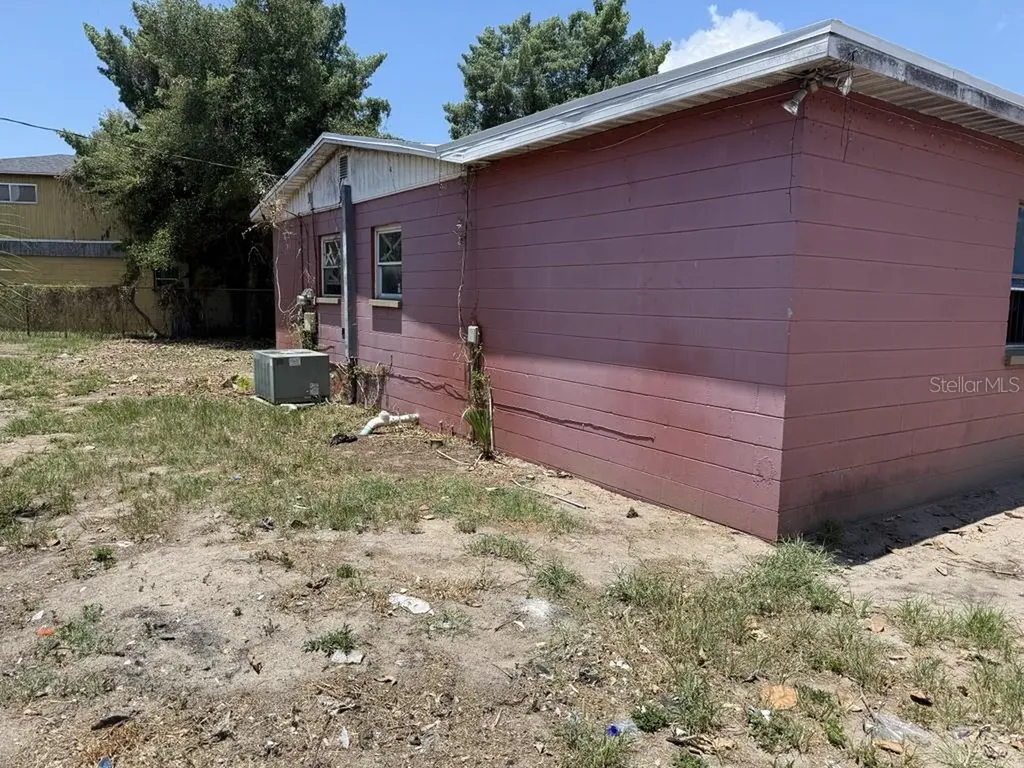 4415 Booker T Drive Tampa FL 33610