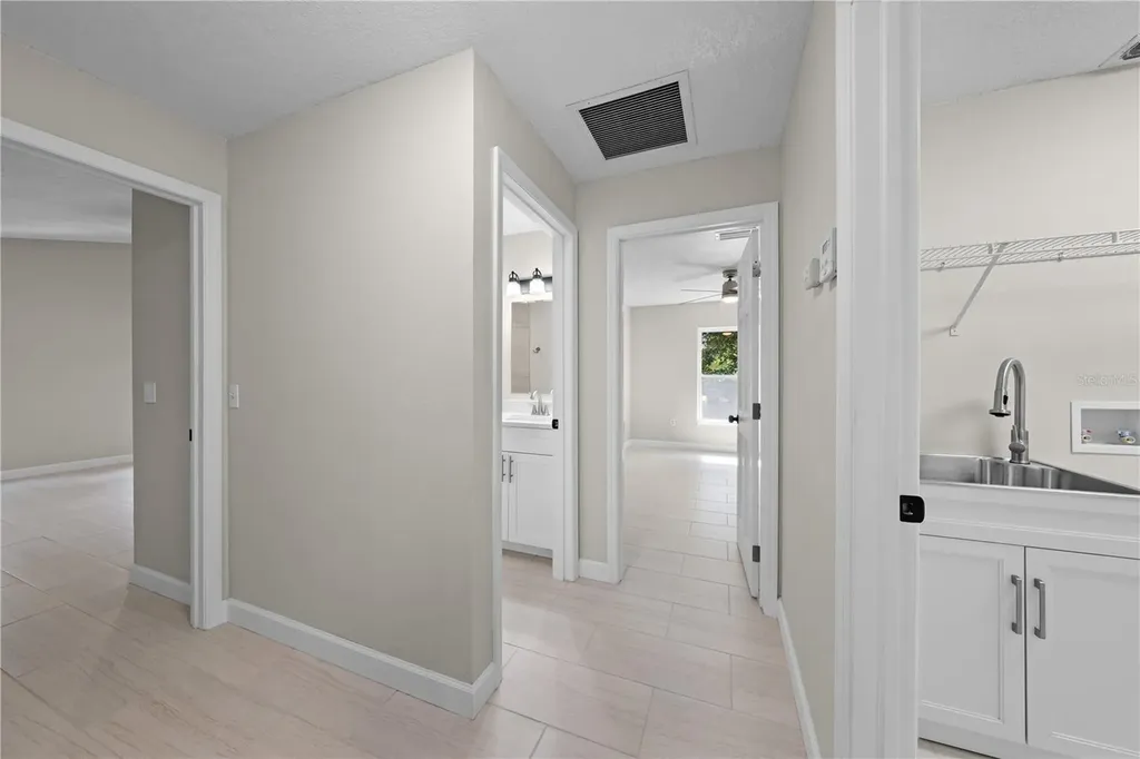 2082 Camelot Boulevard St Cloud FL 34772