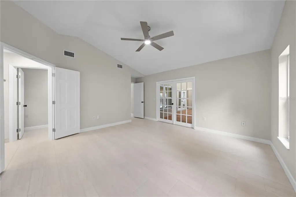 2082 Camelot Boulevard St Cloud FL 34772