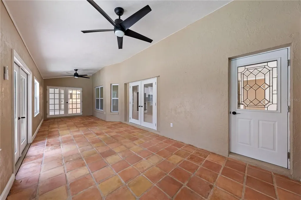 2082 Camelot Boulevard St Cloud FL 34772