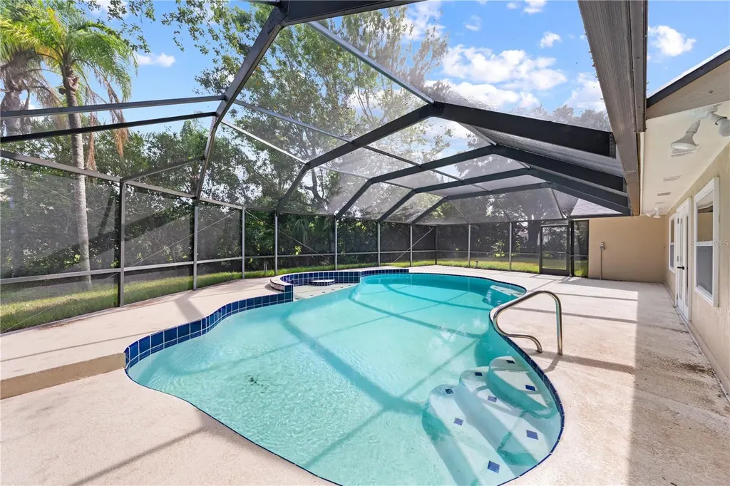 2082 Camelot Boulevard St Cloud FL 34772