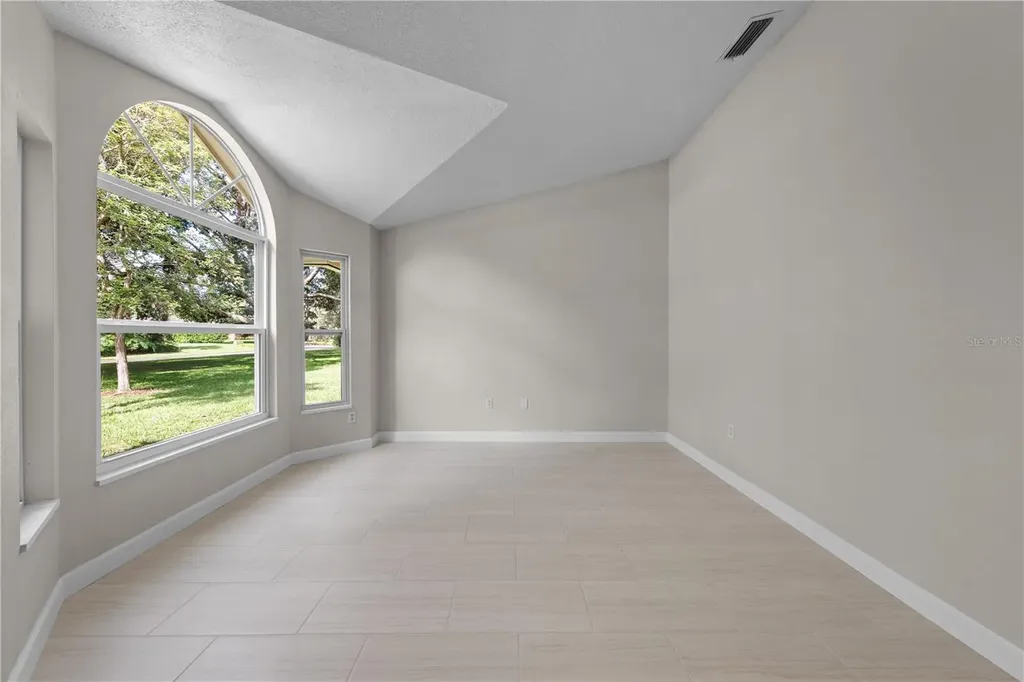 2082 Camelot Boulevard St Cloud FL 34772