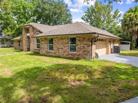 2082 Camelot Boulevard St Cloud FL 34772