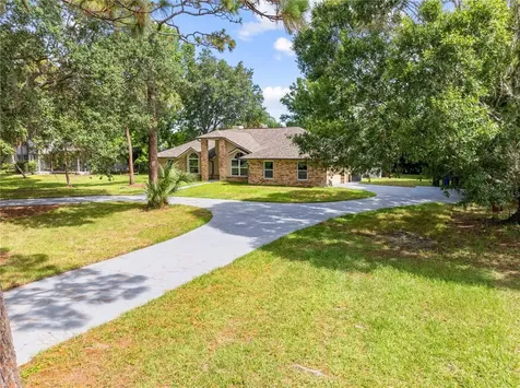 2082 Camelot Boulevard St Cloud FL 34772