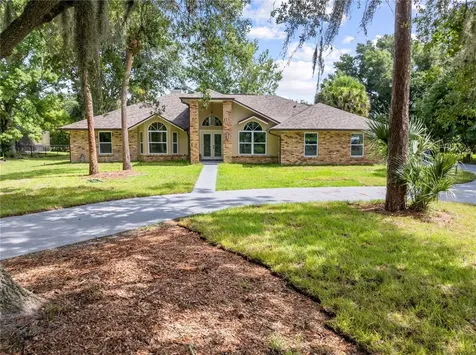 2082 Camelot Boulevard St Cloud FL 34772