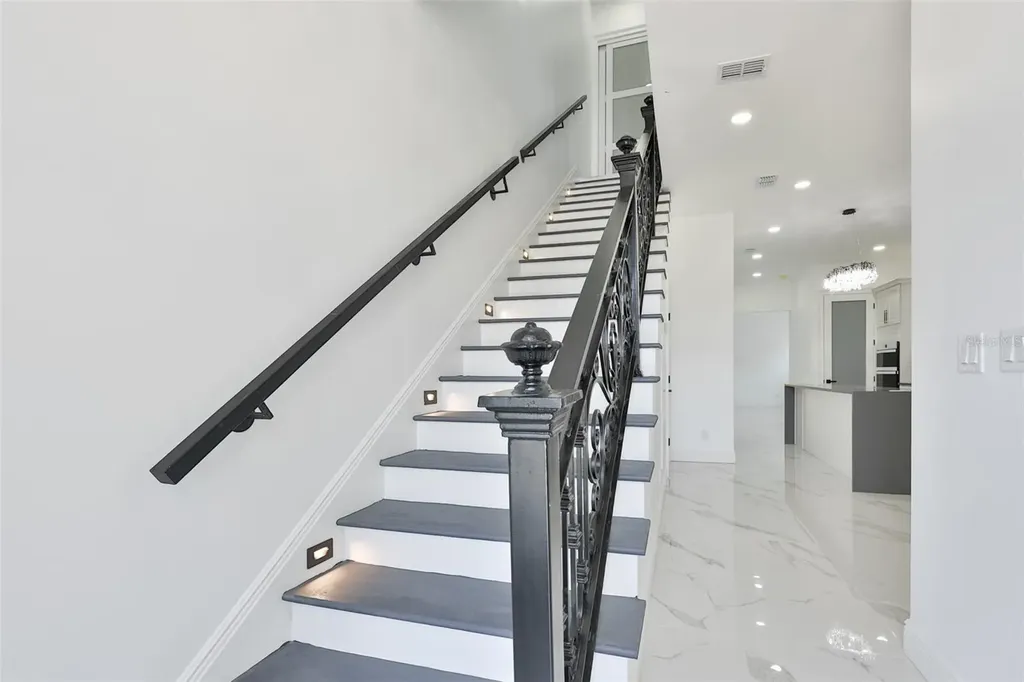 2816 Corrine Street Tampa FL 33605