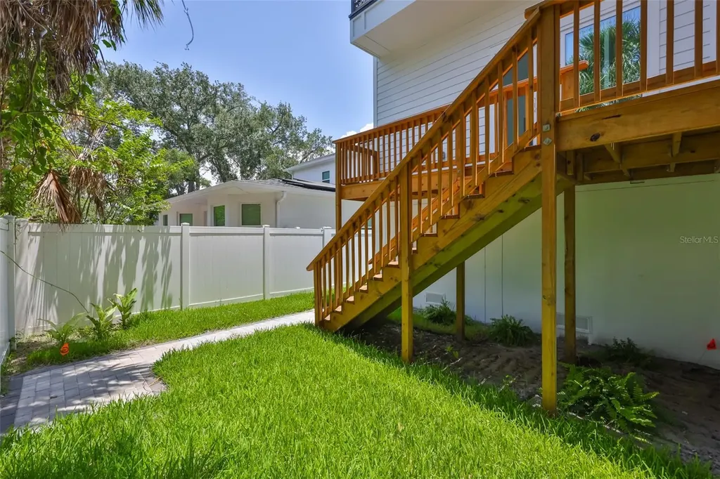 2816 Corrine Street Tampa FL 33605