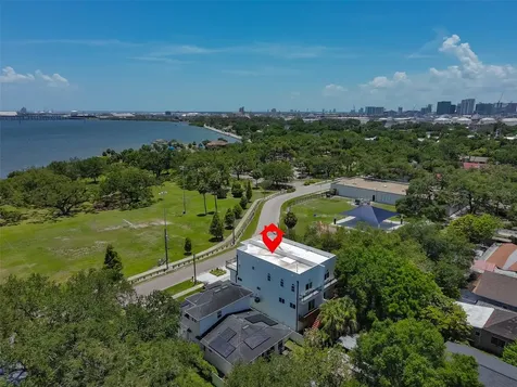 2816 Corrine Street Tampa FL 33605