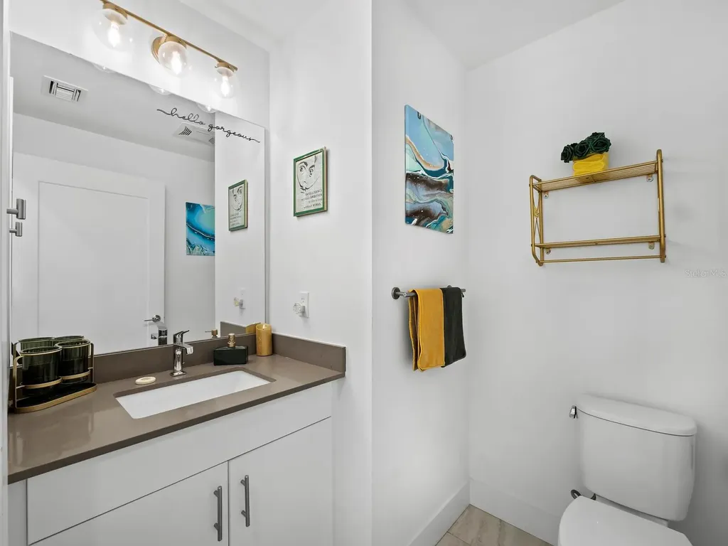 1703 N Tamiami Trail Sarasota FL 34234
