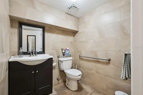 36 S Semoran Boulevard Orlando FL 32807