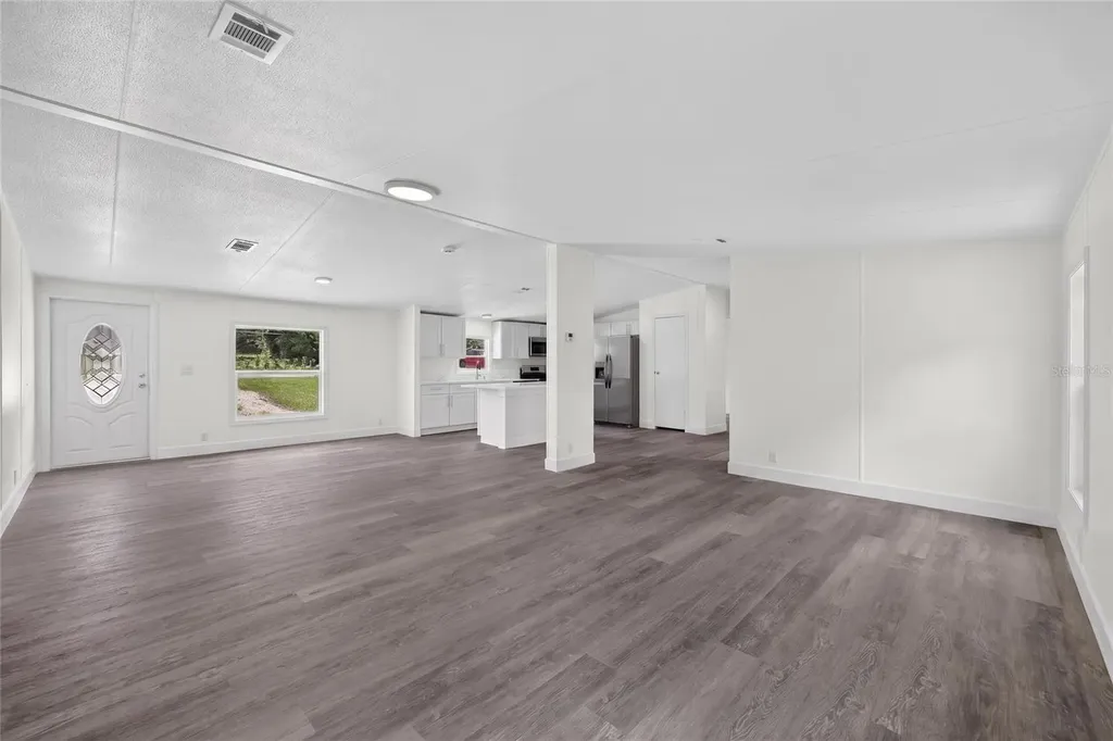 225 Skyline Drive Lady Lake FL 32159